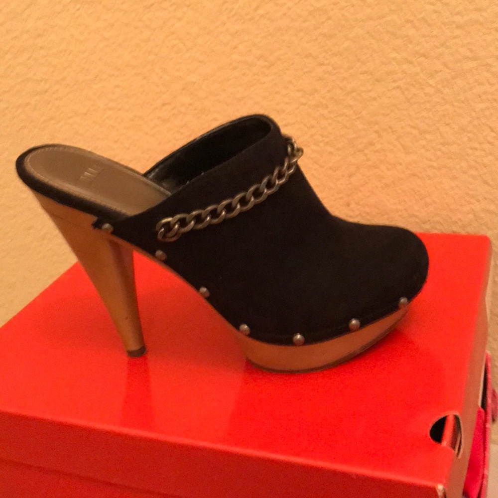 Black Clogs